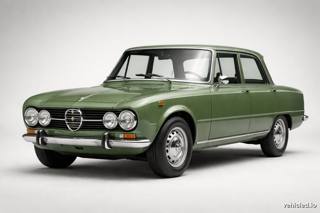 Alfa Romeo Giulia in Verde Muschio Chiaro