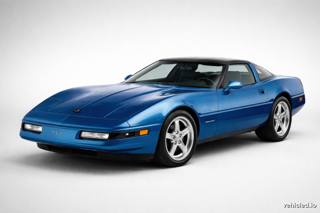Chevrolet Corvette in Elkhart Lake Blue
