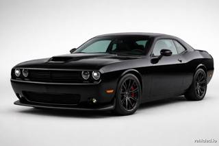 Dodge Challenger in Pitch Black