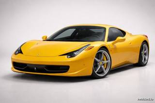 Ferrari 458 in Giallo Modena