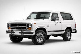 Ford Bronco in Oxford White