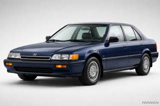 Honda Accord in Obsidian Blue Pearl