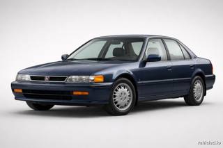 Honda Accord in Obsidian Blue Pearl