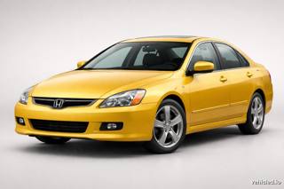 Honda Accord in Phoenix Yellow