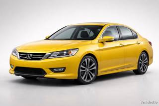 Honda Accord in Phoenix Yellow