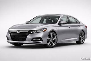 Honda Accord in Lunar Silver Metallic