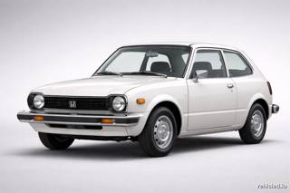 Honda Civic in Platinum White Pearl