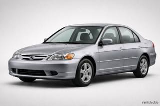 Honda Civic in Lunar Silver Metallic