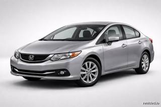 Honda Civic in Lunar Silver Metallic