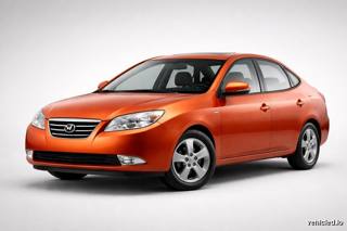 Hyundai Elantra in Lava Orange