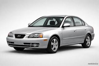 Hyundai Elantra in Shimmering Silver
