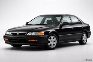 Honda Accord in Crystal Black Pearl