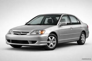 Honda Civic in Lunar Silver Metallic