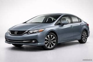 Honda Civic in Sonic Grey Pearl