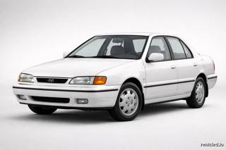 Hyundai Elantra in Ceramic White