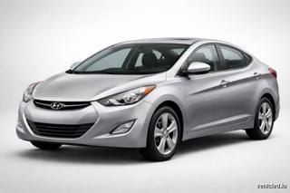 Hyundai Elantra in Shimmering Silver