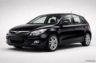Hyundai i30 in Phantom Black
