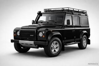Land Rover Defender in Santorini Black