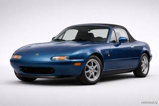 Mazda MX-5 Miata in Eternal Blue Mica
