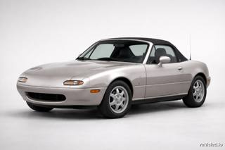 Mazda MX-5 Miata in Platinum Quartz