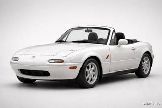 Mazda MX-5 Miata in Snowflake White Pearl