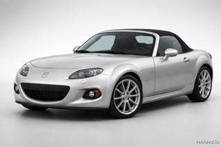 Mazda MX-5 Miata in Platinum Quartz