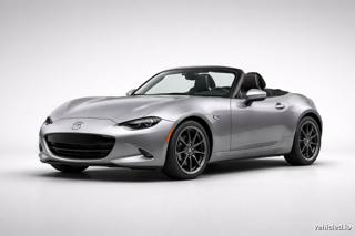 Mazda MX-5 Miata in Sonic Silver