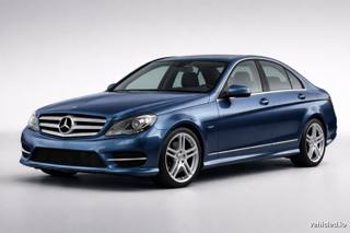 Mercedes-Benz C-Class in Spectral Blue Metallic
