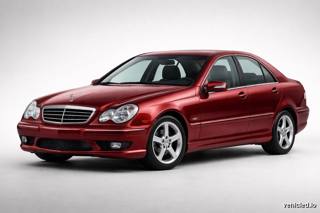 Mercedes-Benz C-Class in Patagonia Red Metallic