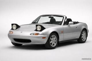 Mazda MX-5 Miata in Sonic Silver
