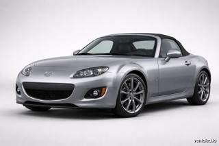 Mazda MX-5 Miata in Sonic Silver