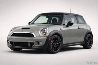 Mini Cooper in Moonwalk Grey