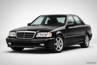 Mercedes-Benz C-Class in Obsidian Black