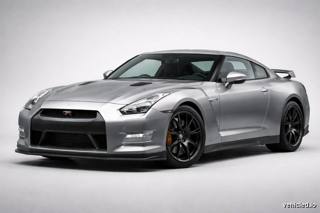 Nissan GT-R in Super Silver