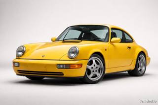 Porsche 911 in Racing Yellow