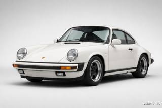 Porsche 911 in Carrara White
