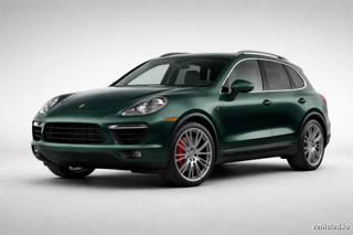 Porsche Cayenne in Python Green