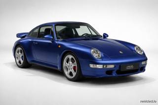 Porsche 911 in Gentian Blue Metallic