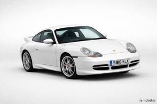 Porsche 911 in Carrara White
