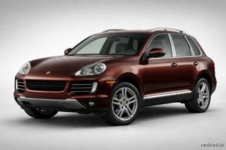 Porsche Cayenne in Mahogany Metallic