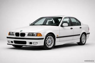 BMW 3 Series in Alpine White