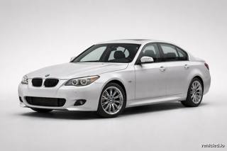 BMW 5 Series in Mineral White Metallic