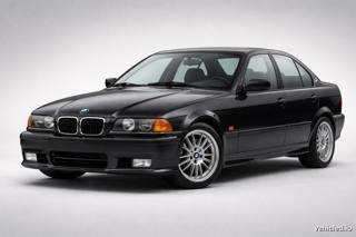 BMW 3 Series in Black Sapphire Metallic