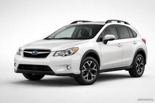 Subaru Crosstrek in Crystal White Pearl