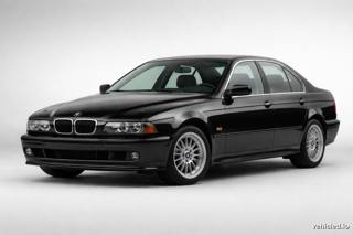 BMW 5 Series in Cosmos Black Metallic
