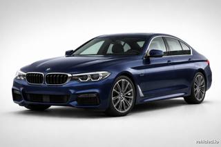 BMW 5 Series in Tanzanite Blue