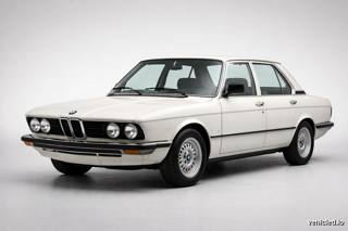 BMW 5 Series in Chamonix White (085)