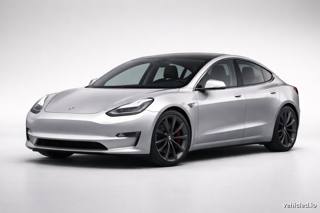 Tesla Model 3 in Silver Metallic