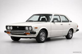 Toyota Corolla in Blizzard Pearl
