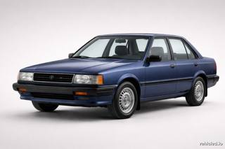 Toyota Corolla in Nightshade Blue
